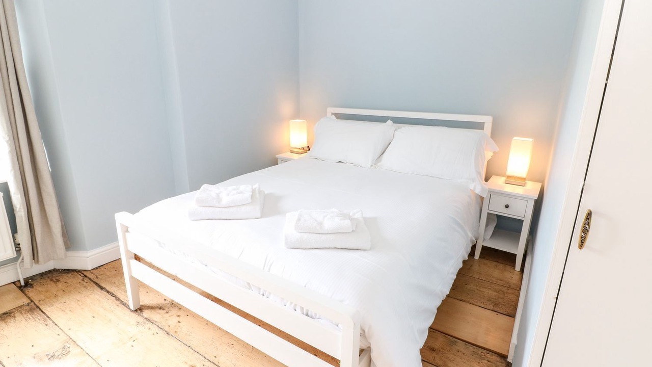 Photo of Bedroom in Hook Norton