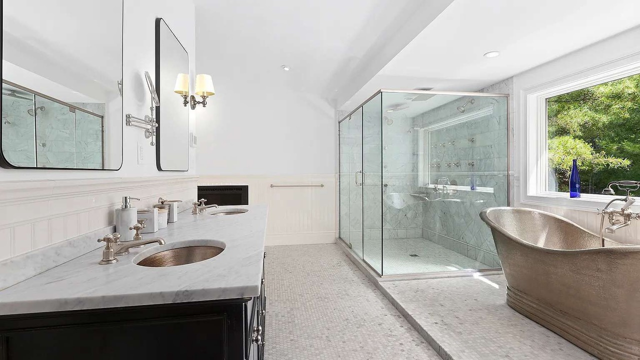 Photo of Bathroom in East Hampton