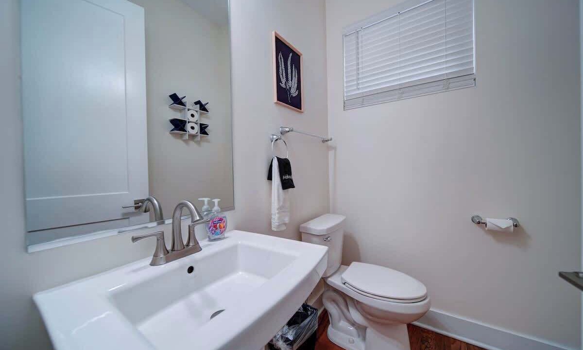 Photo of Bathroom in Third Ward