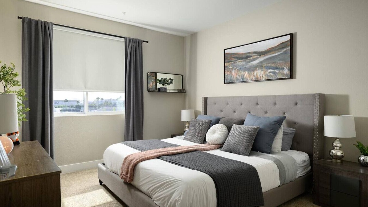 Photo of Bedroom in Orange