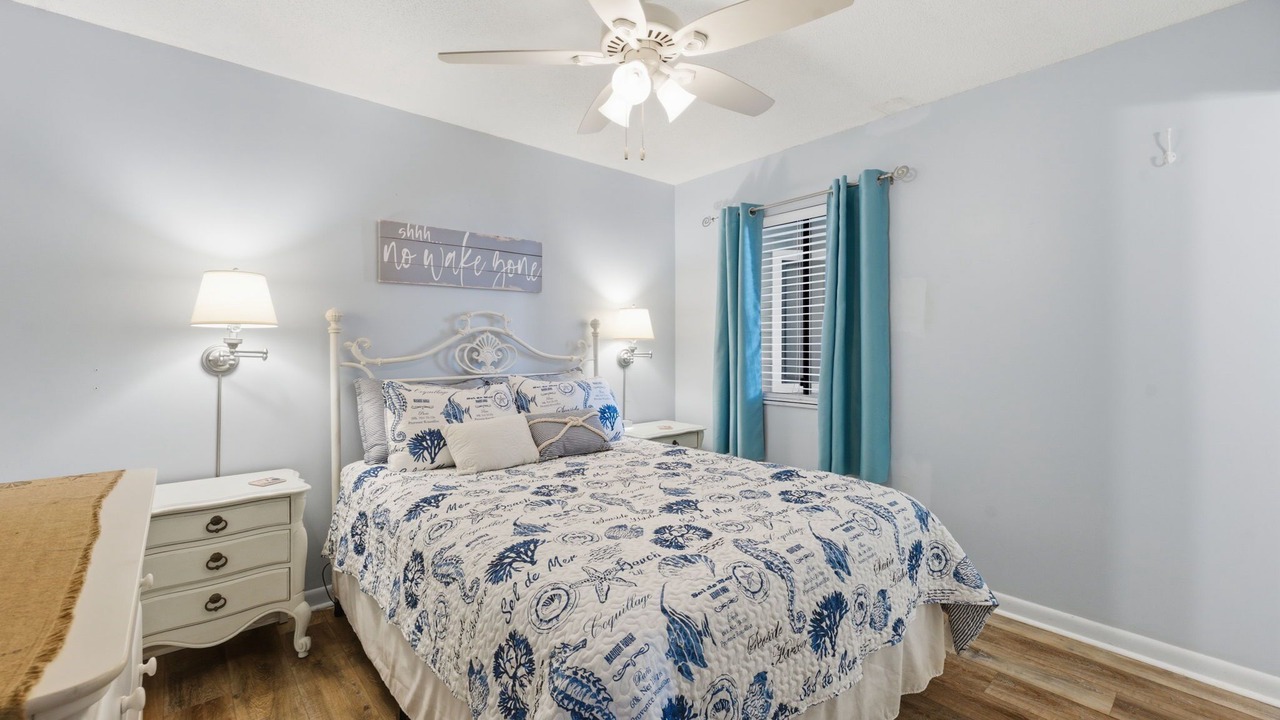 Photo of Bedroom in Carolina Shores