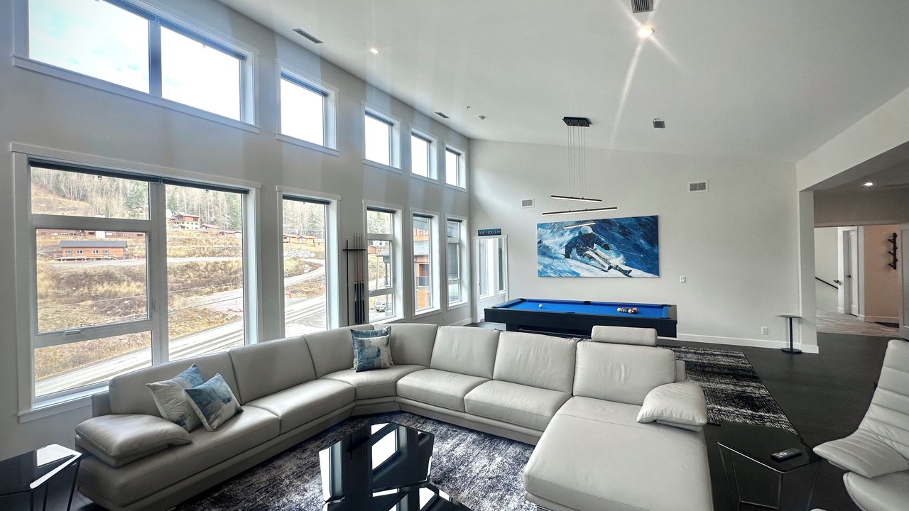 Photo of Livingroom in Sun Peaks