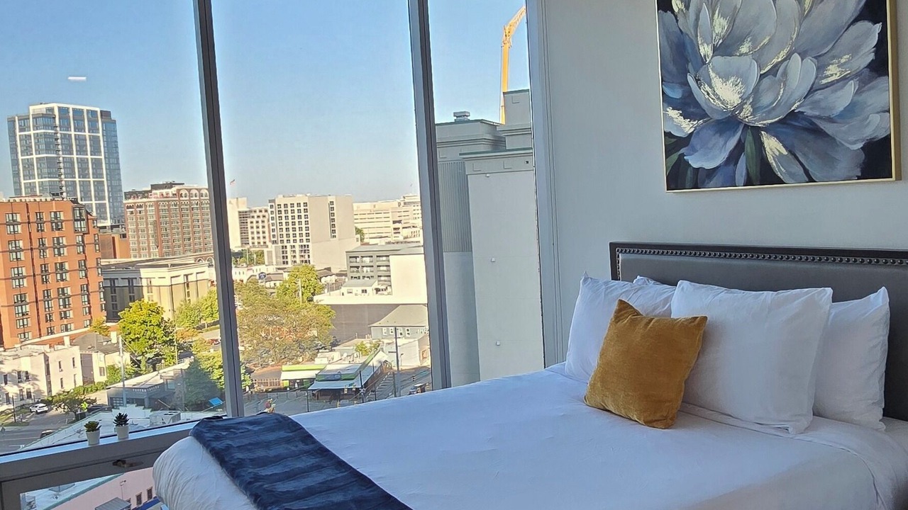 Photo of Bedroom in Music Row