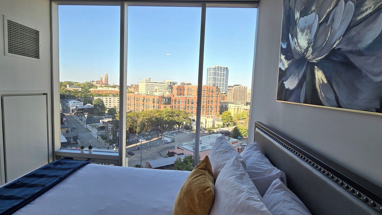 Photo of Bedroom in Music Row