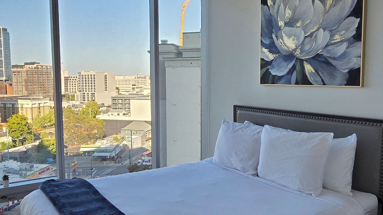 Photo of Bedroom in Music Row