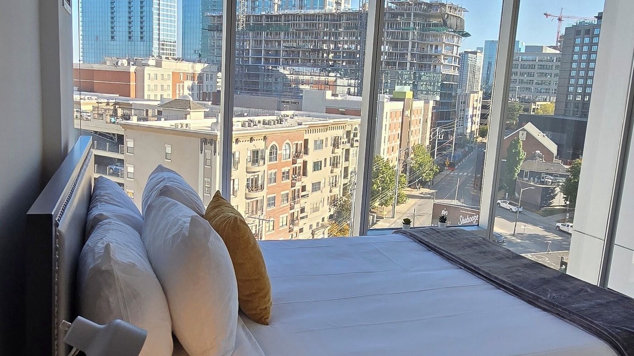Photo of Bedroom in Music Row