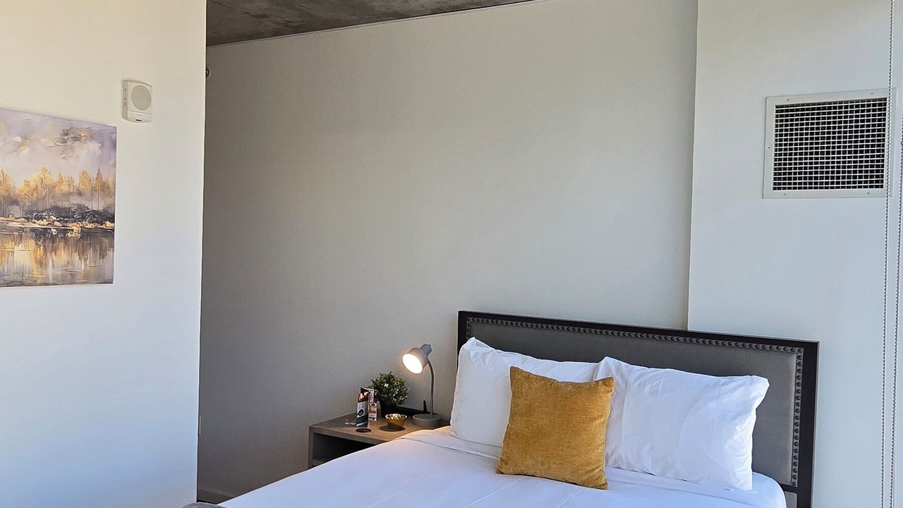 Photo of Bedroom in Music Row