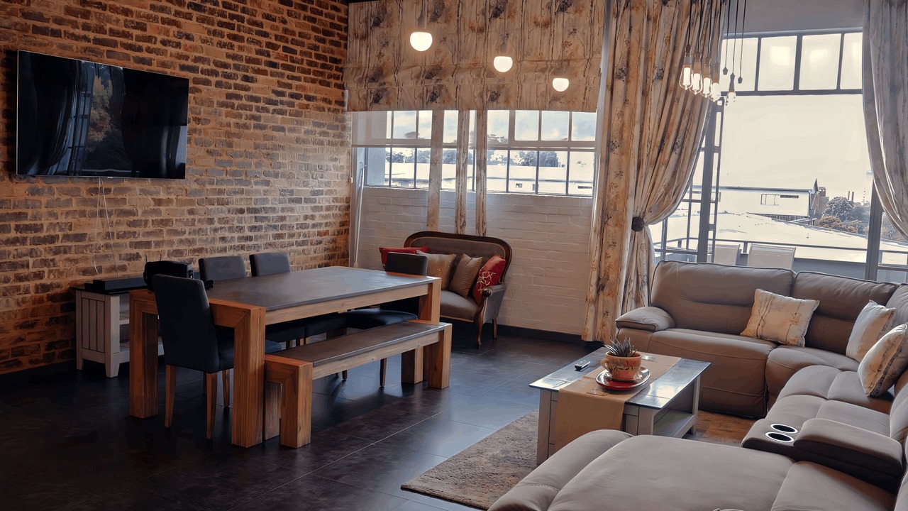Photo of Livingroom in Greater Johannesburg Metropolitan Area