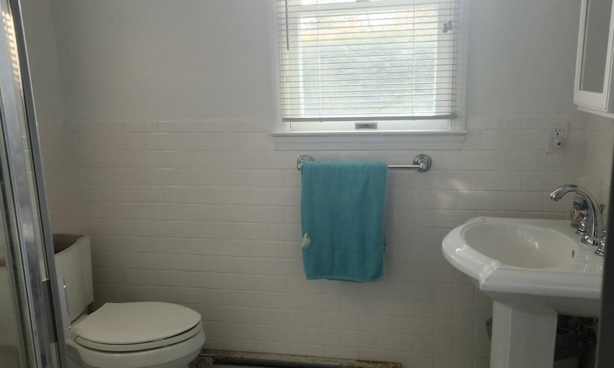 Photo of Bathroom in Menantic Creek