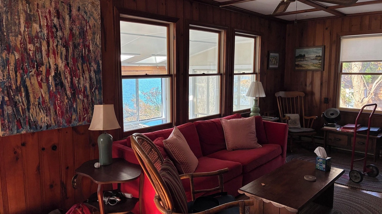 Photo of Livingroom in Menantic Creek