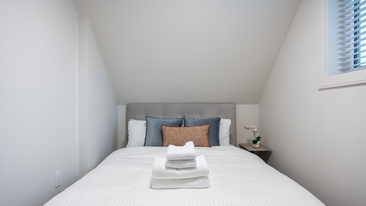 Photo of Bedroom in Fraserview