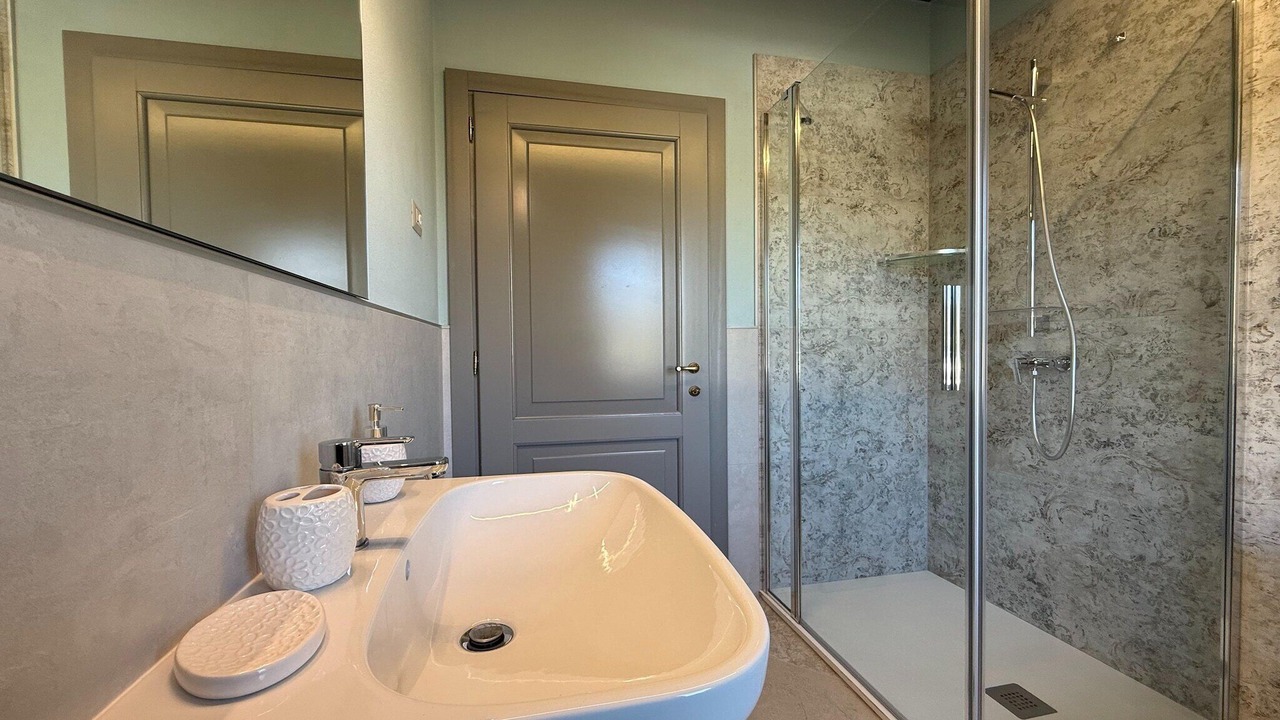 Photo of Bathroom in Poppi