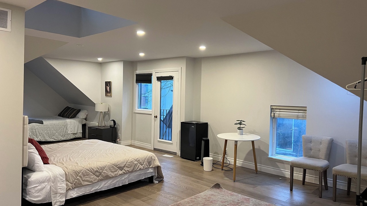 Photo of Bedroom in Garden District
