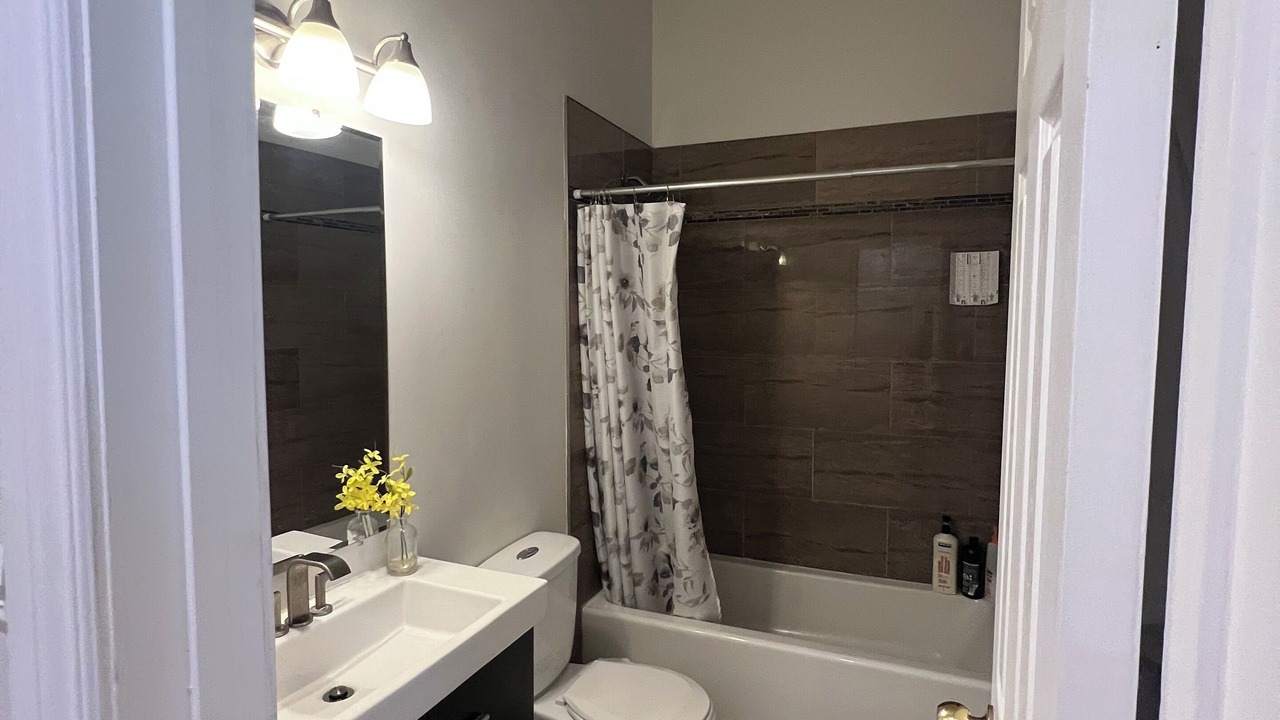 Photo of Bathroom in Garden District