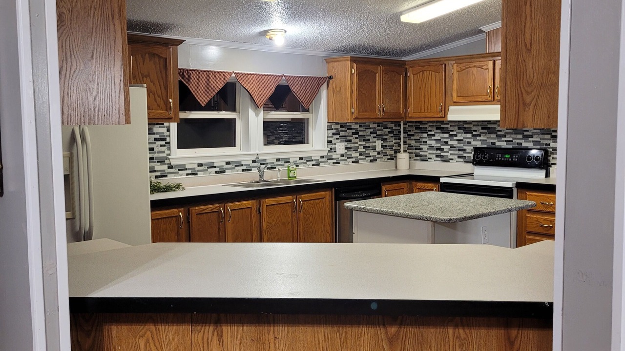 Photo of Kitchen in Lakewood  Shelby County