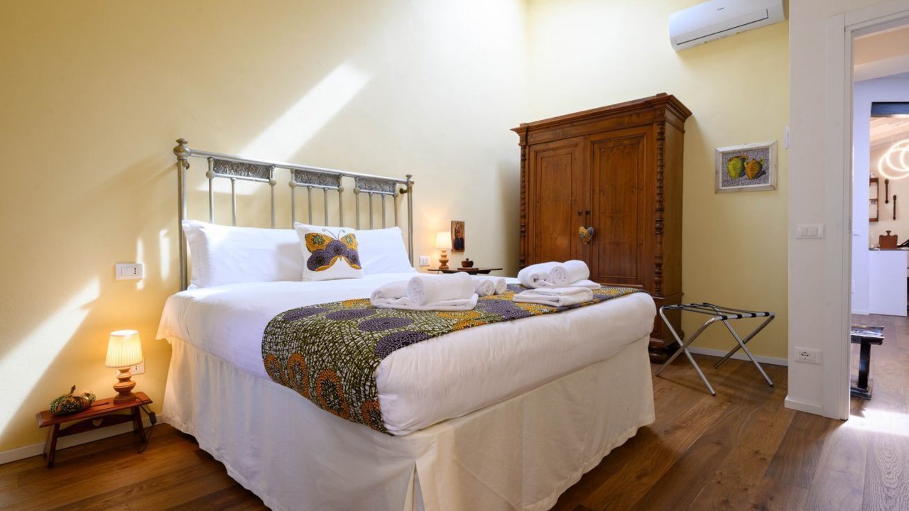 Photo of Bedroom in Lungarno del Tempio