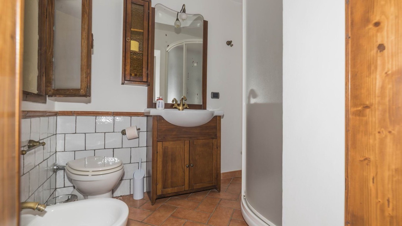 Photo of Bathroom in Saturnana