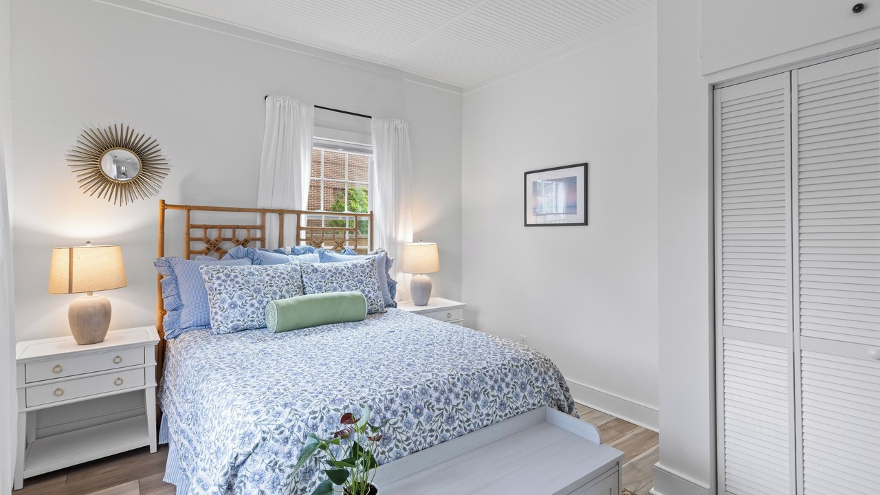 Photo of Bedroom in Westside
