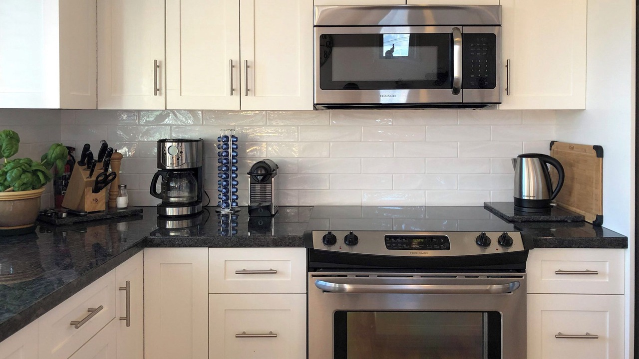 Photo of Kitchen in Lower Lonsdale