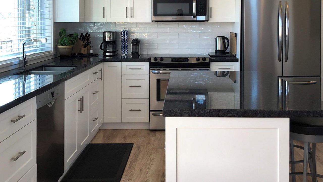 Photo of Kitchen in Lower Lonsdale
