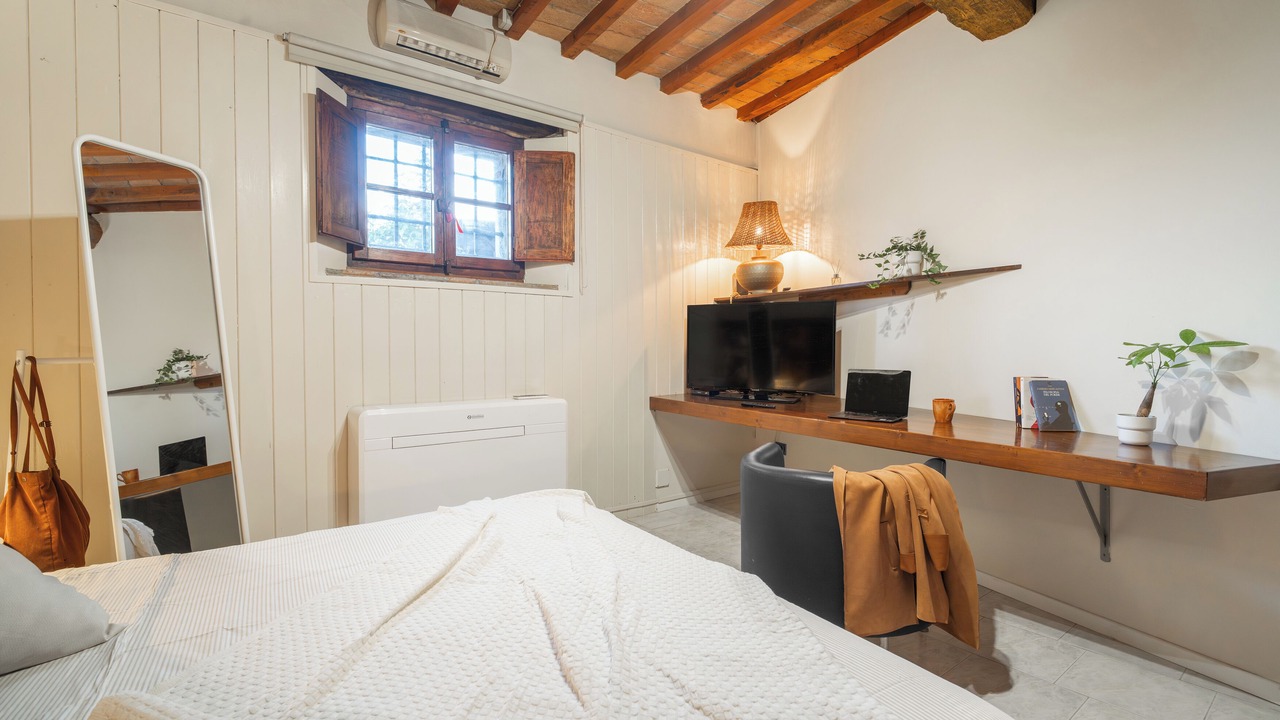 Photo of Bedroom in Forcoli