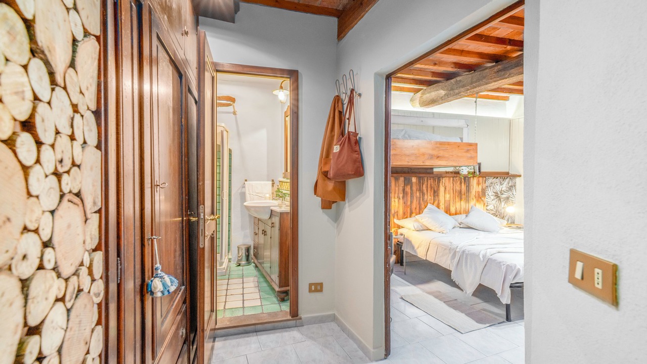 Photo of Bedroom in Forcoli
