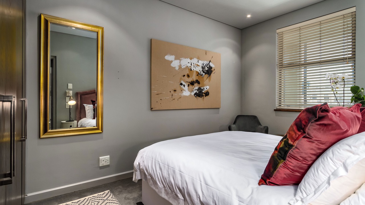 Photo of Bedroom in Cape Town City Centre