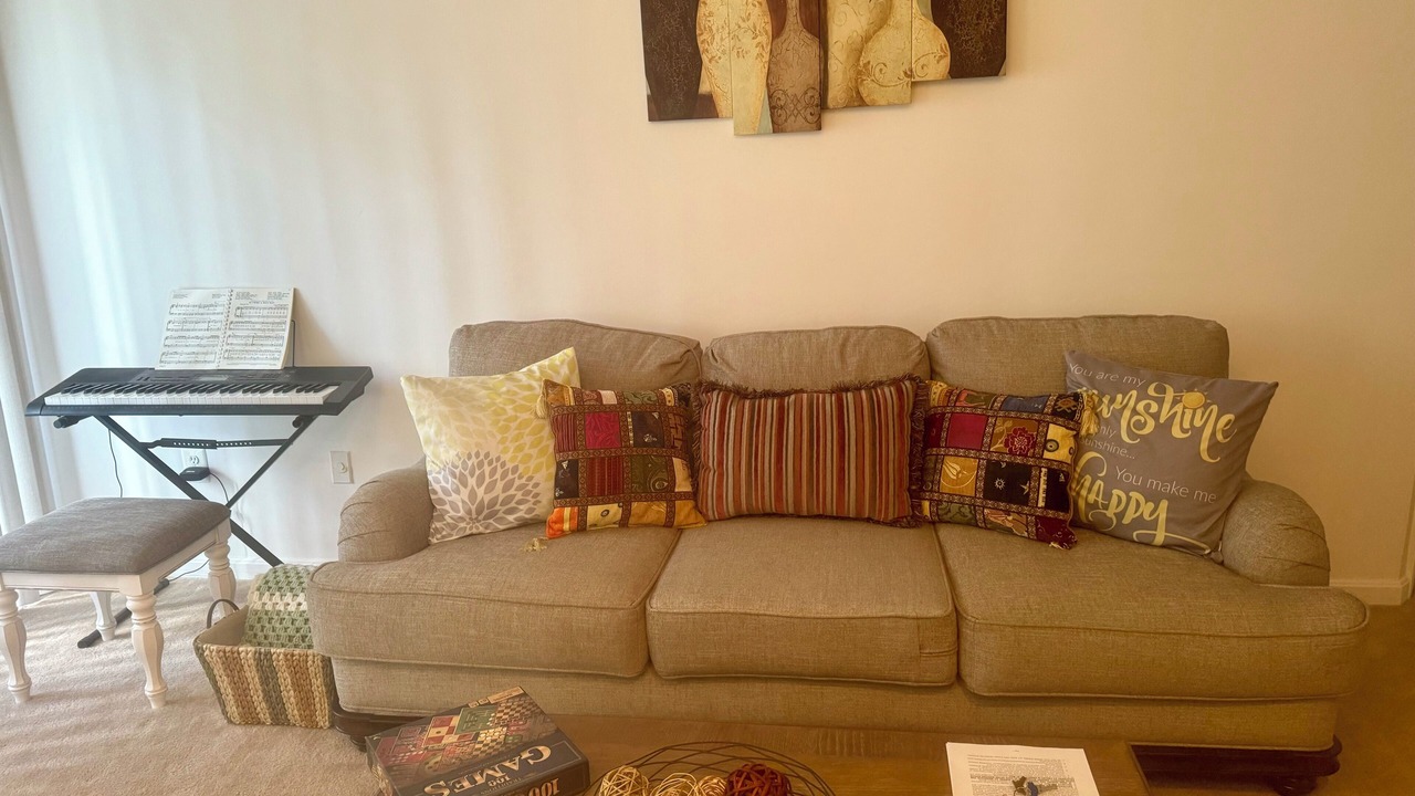 Photo of Livingroom in Russett