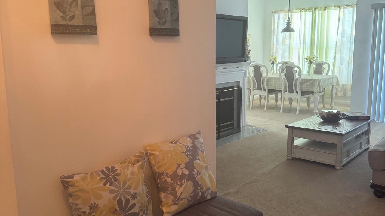 Photo of Livingroom in Russett