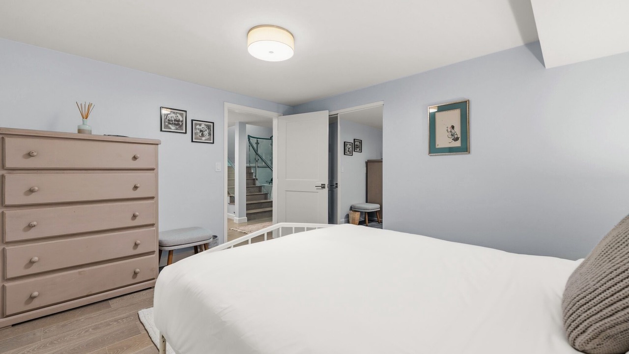 Photo of Bedroom in Oxnard Shores