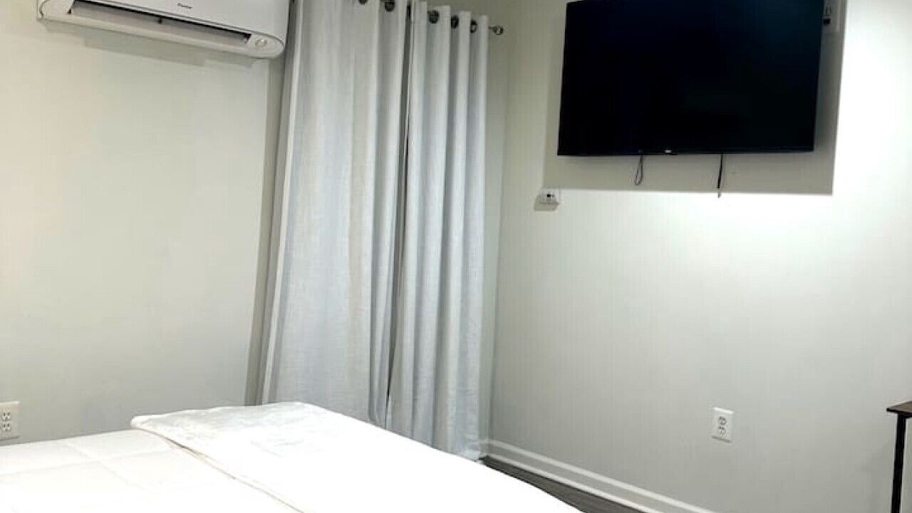 Photo of Bedroom in Calverton