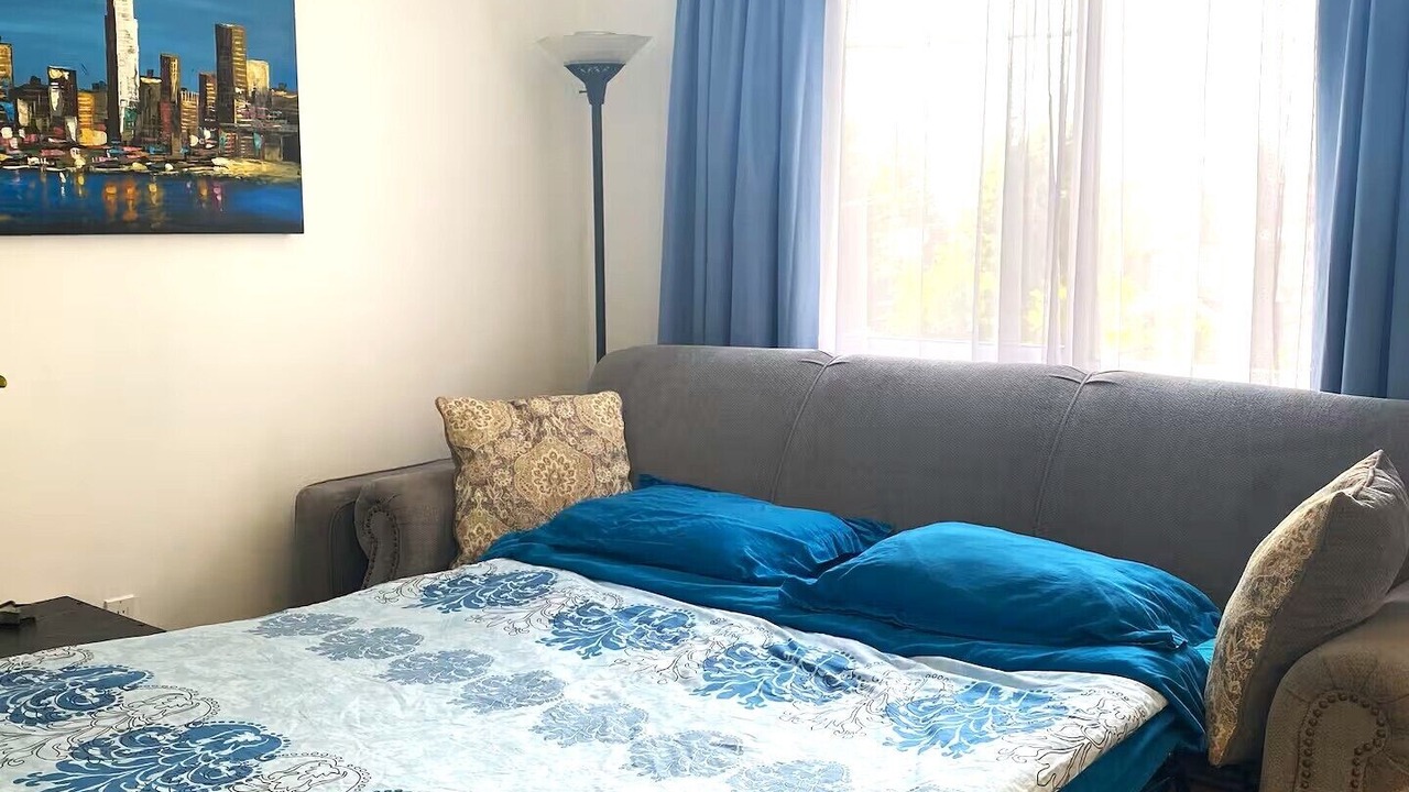 Photo of Bedroom in Central Lonsdale