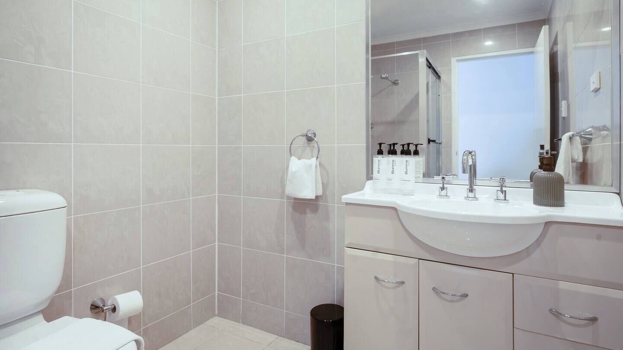 Photo of Bathroom in Avalon Beach