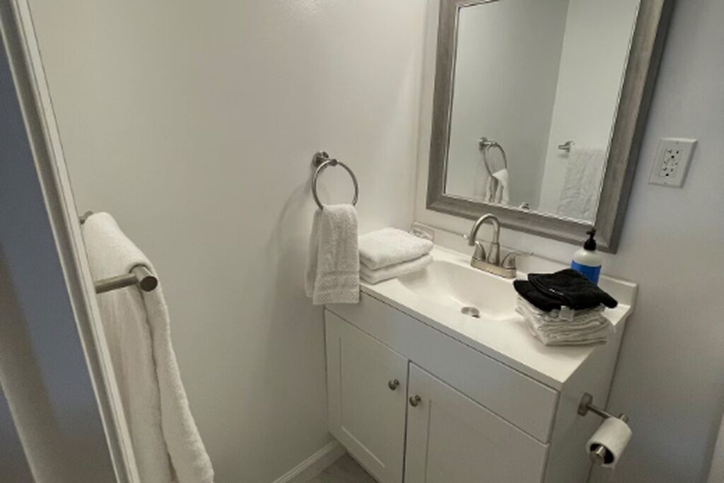 Photo of Bathroom in Anacostia