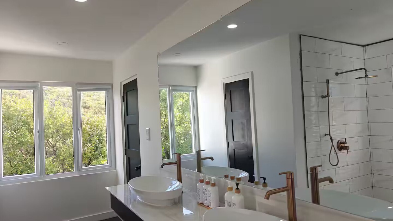 Photo of Bathroom in Mount Hardy