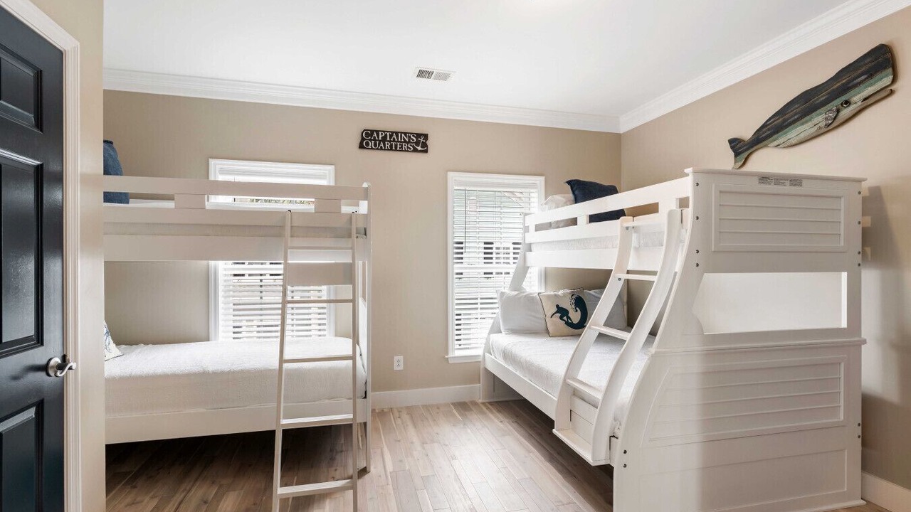 Photo of Bedroom in Waters Edge