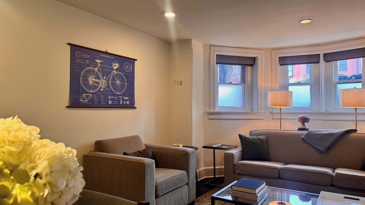 Photo of Livingroom in Logan Circle