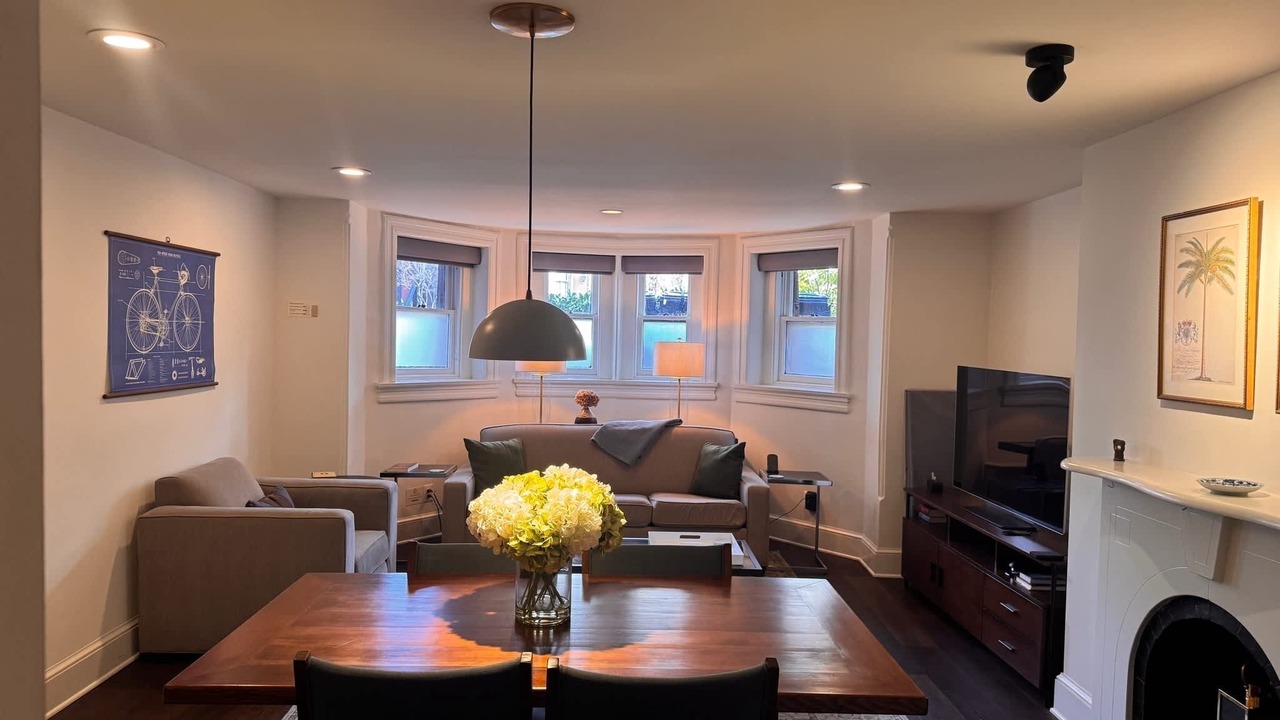 Photo of Livingroom in Logan Circle