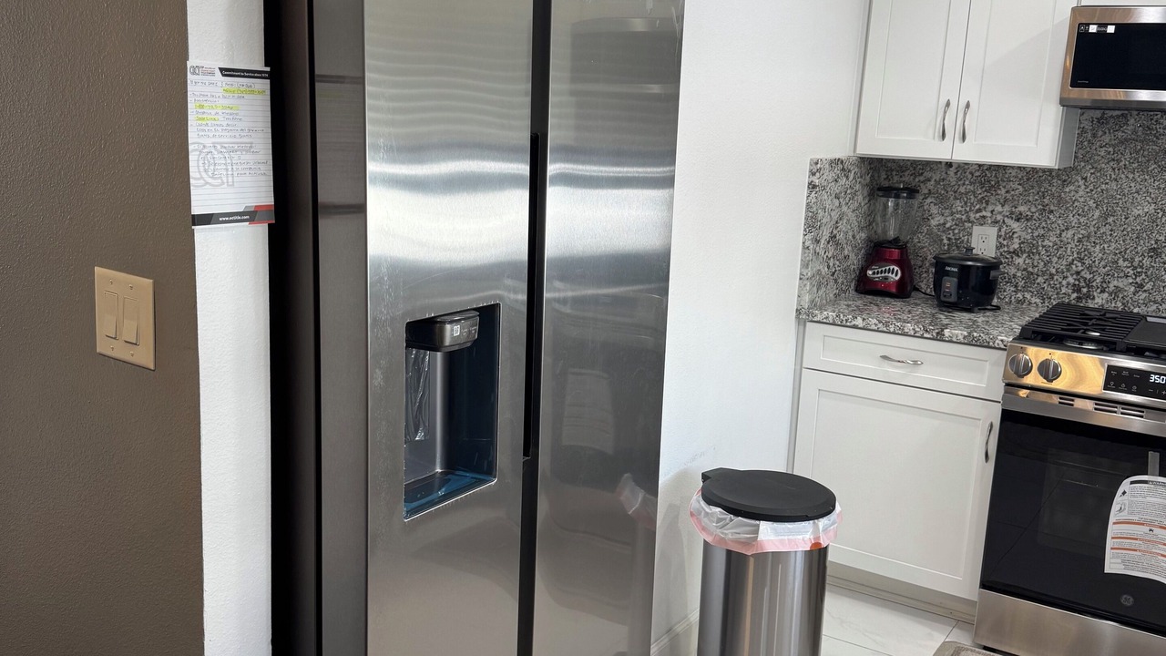 Photo of Kitchen in Canoga Park