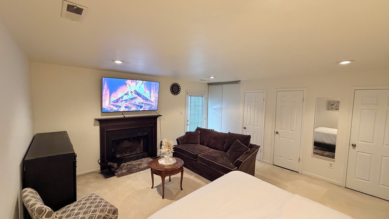 Photo of Bedroom in Laurel
