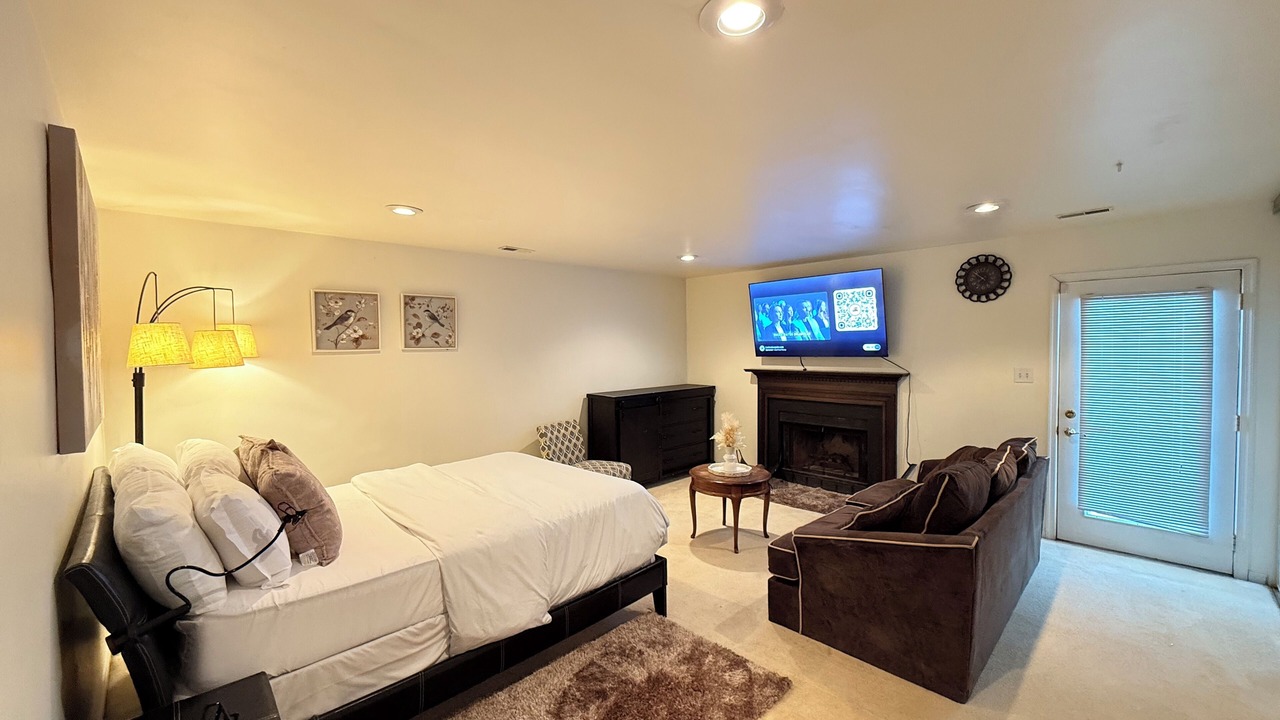 Photo of Bedroom in Laurel