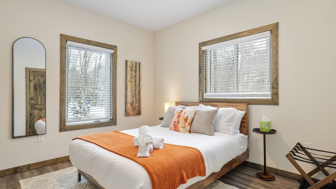 Photo of Bedroom in Pocono Pines