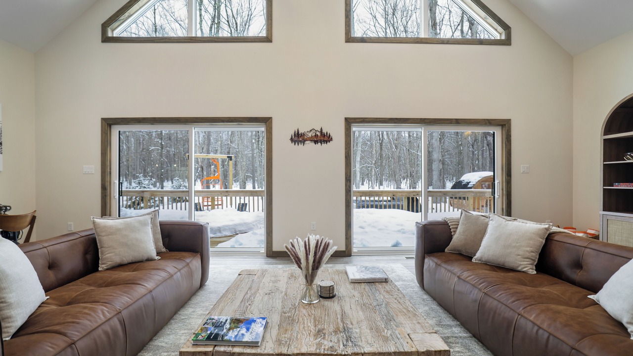 Photo of Livingroom in Pocono Pines