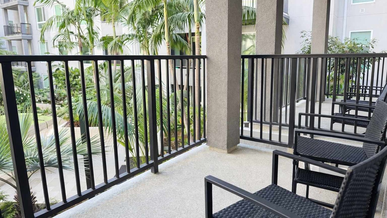 Photo of Patio Balcony in Lyon Street