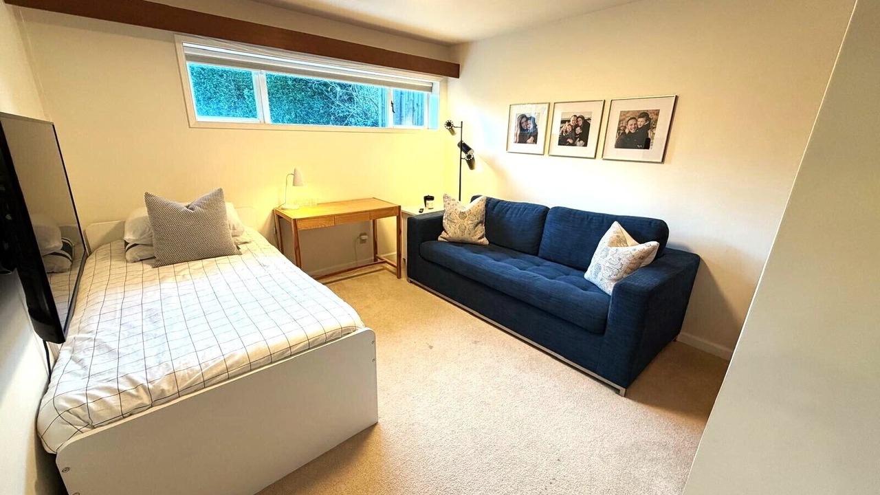 Photo of Bedroom in Canyon Heights