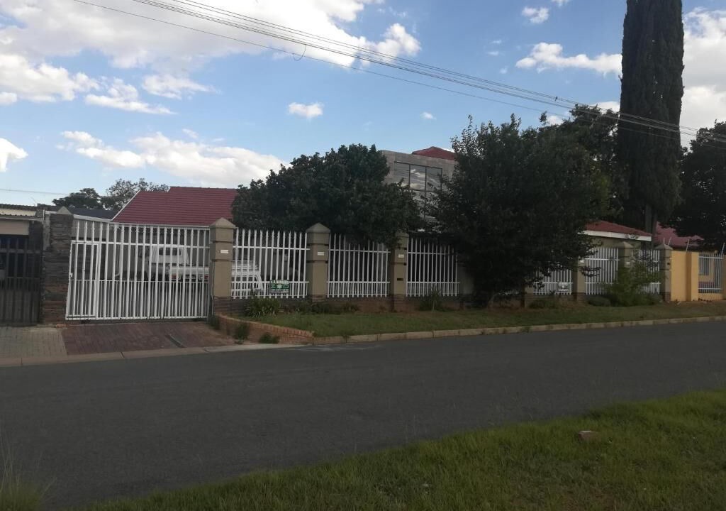 Photo of Others in Greater Johannesburg Metropolitan Area