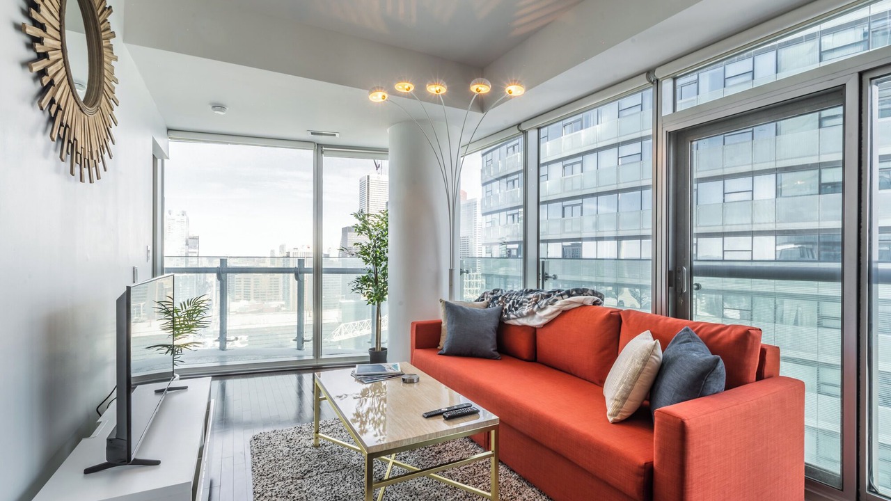Photo of Livingroom in Toronto Entertainment District