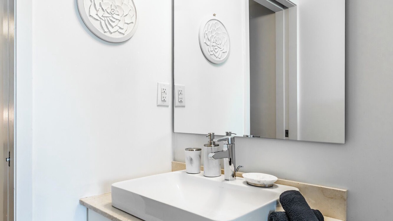 Photo of Bathroom in Toronto Entertainment District