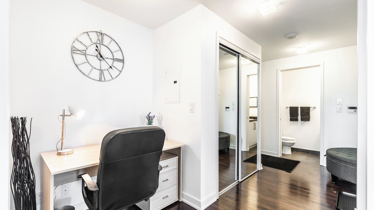 Photo of Bedroom in Toronto Entertainment District