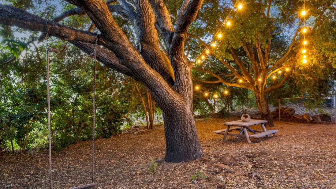 Photo of Outdoor in Meiners Oaks